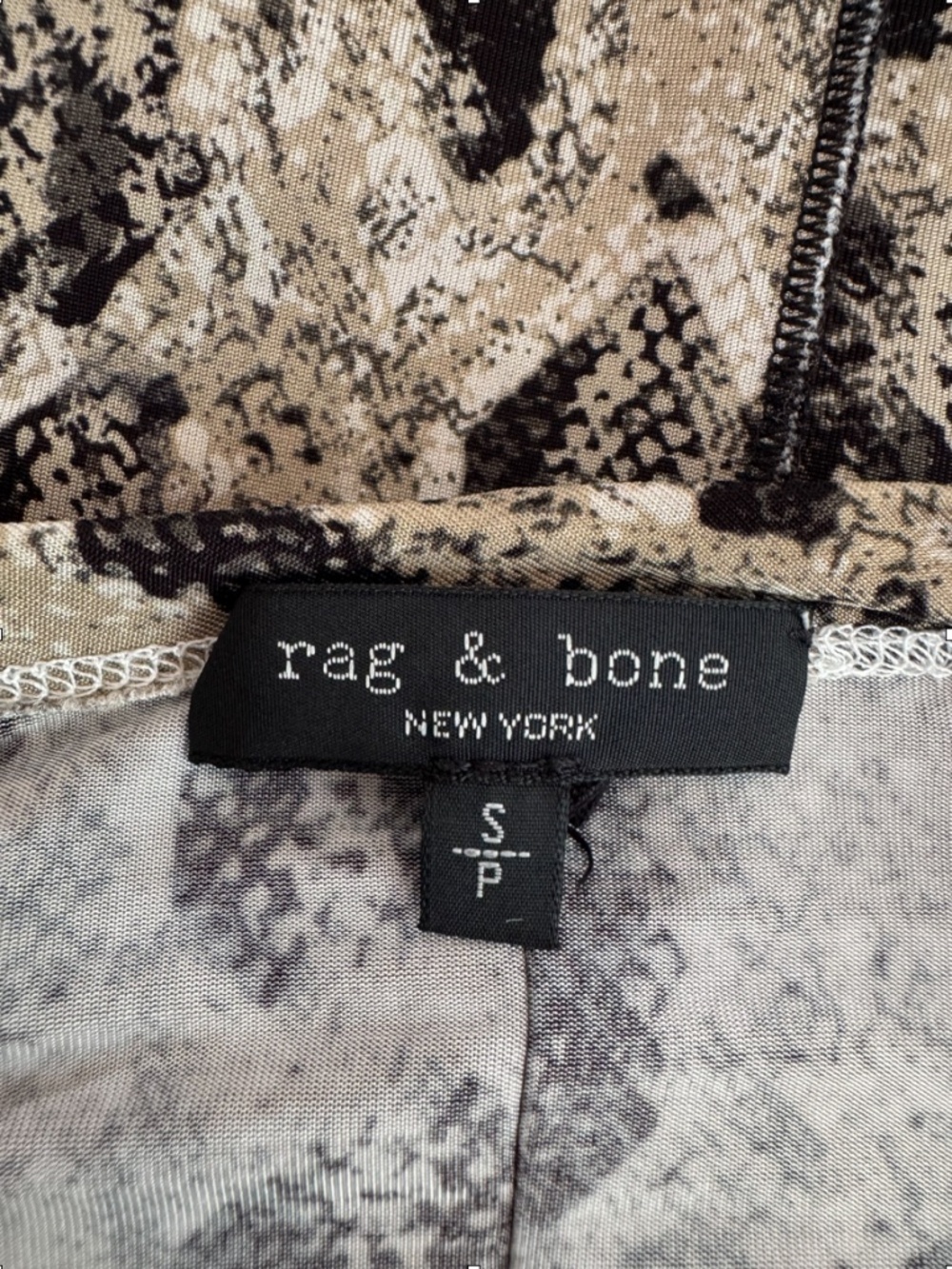 Rag and Bone Sabeen Snake Print Long-Sleeve Shirt Size Small - Picture 8 of 10